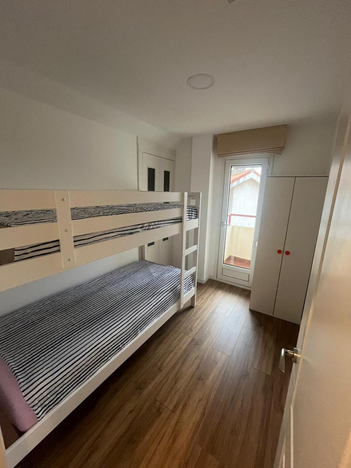 Ferienwohnung Duplex Con Terraza En Mogro Exterior foto